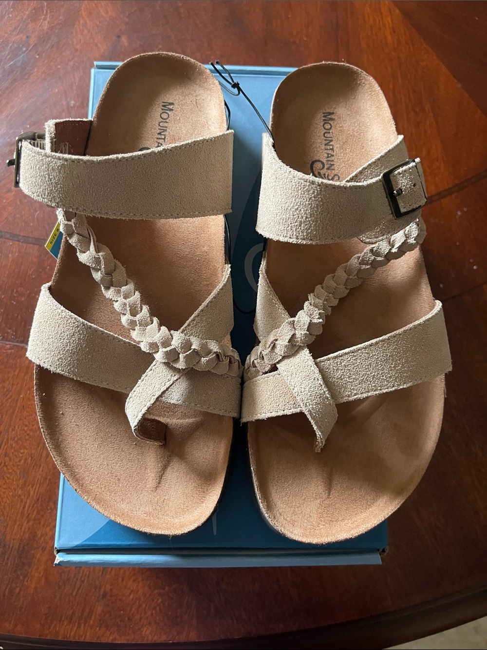 New with Tags Mountain Sole Women's Leather Sandals - Tan (Size 8)